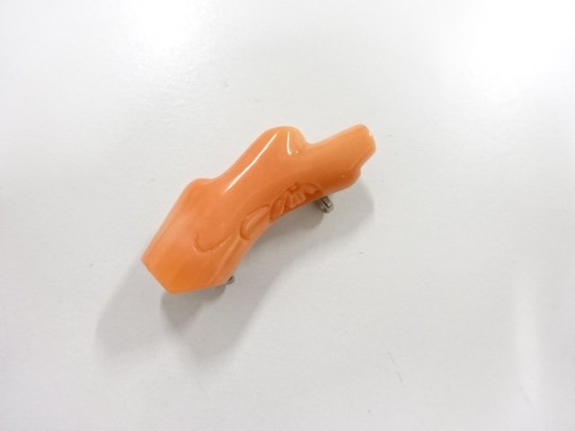 アンティーク　本珊瑚　帯留め